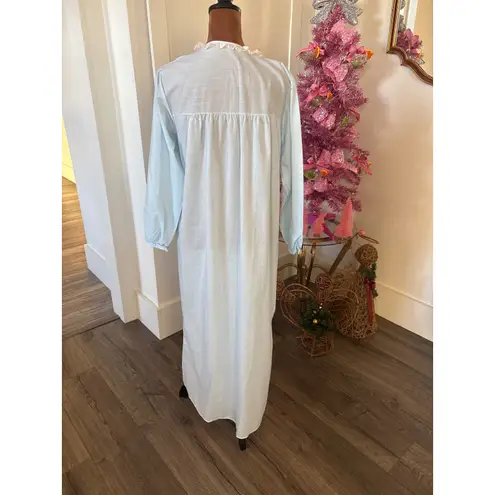 Vintage Light Blue Embroidered Nightgown Long Sleeve Loungewear Women's Size M