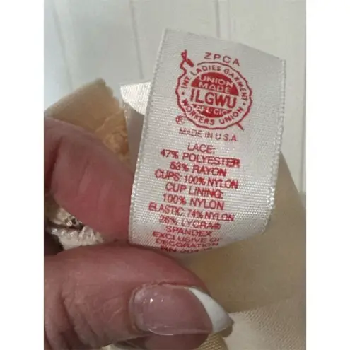 Frederick's of Hollywood VTG Frederick’s of Hollywood 36C Ivory Lace Satin Bustier Lingerie USA Union Tag