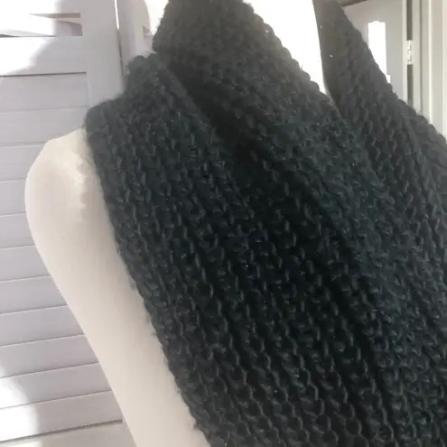 Black thick cable knit infinity scarf cozy chunky very warm OS
