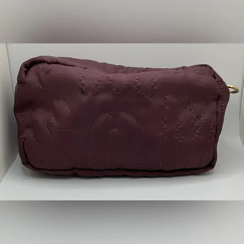 Marc by Marc Jacobs A Very Rare Burgundy Zip Make-up Cosmetic Bag