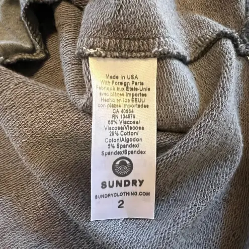 Sundry Gray Star Skirt