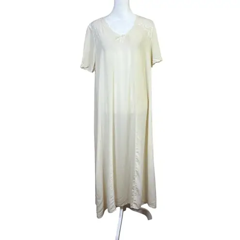 VTG Rositta 100% Silk Nightgown Maxi Ivory Bridal Victorian Romantic Sz M Lace Size M