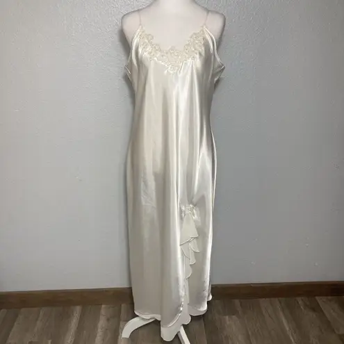 Ivory Satin Beaded Gown Slip Dress Womens XL Bridal Lingerie Romantic Bow