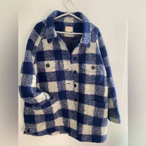 Sézane Sezane Blue and Cream Checkered wool winter Teddy Jacket