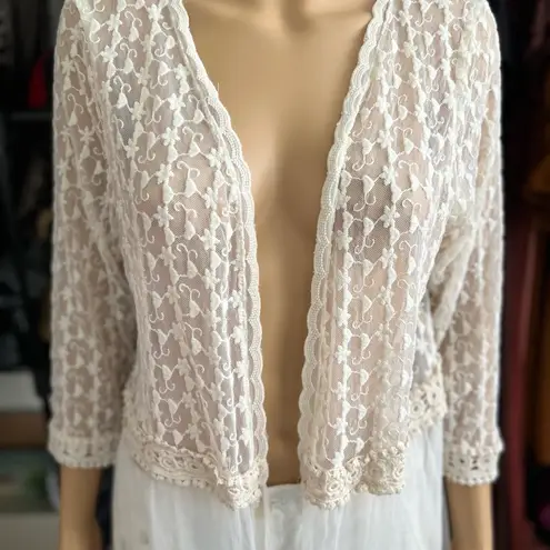 Xhilaration Cream Crochet Lace Overlay Robe Wrap Size XL Open Front 3/4 Sleeve