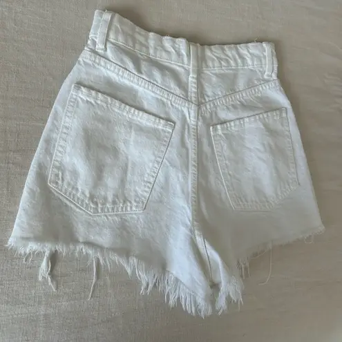 ZARA  Frayed White Hi Rise Denim Shorts Size 2 5520/12