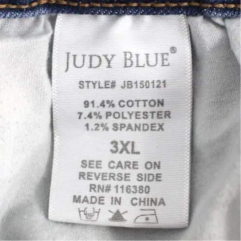 Judy Blue High Waist Boyfriend Short Size 3XL