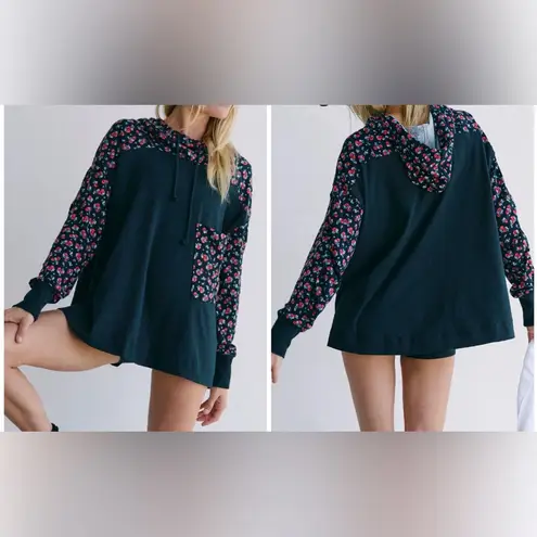 NWT Free People FP Movement Hot Shot Printed Hooded Layer