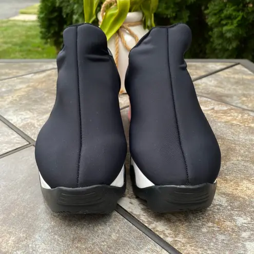 iRi WES I Neoprene Low Top Platform Sneaker EU Size EU 37 US 7 Black Red White