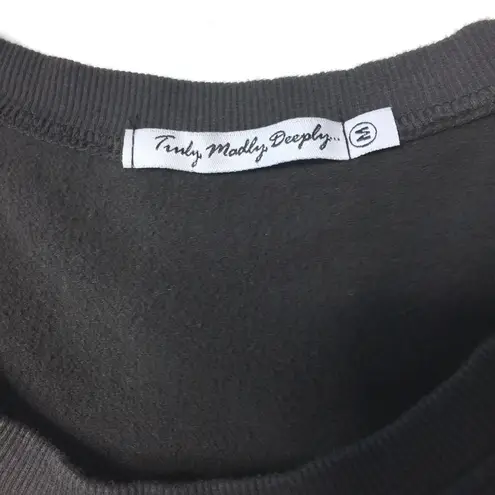 Truly Madly Deeply Heart Breaker Graphic Tee Size Medium