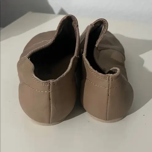 Capezio Jazz Dance Split sole Shoes Nude Beige Size 8 Tan