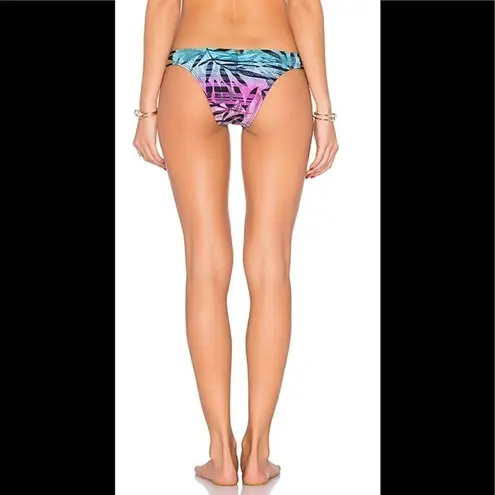 PilyQ Congo Fanned teeny bikini. NWT