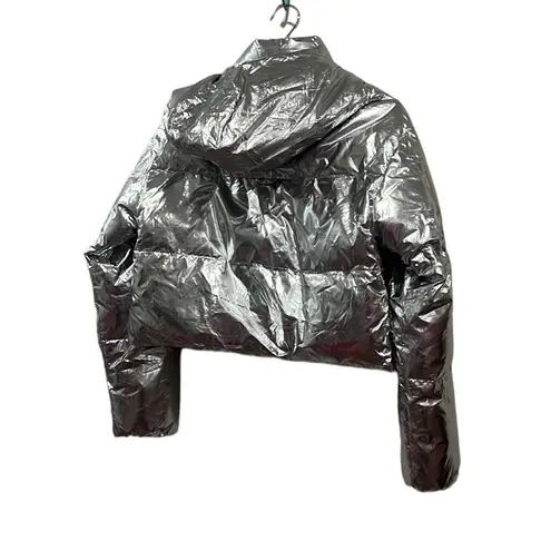 Pretty Little Thing  silver Metallic crop puffer jacket. Size 2