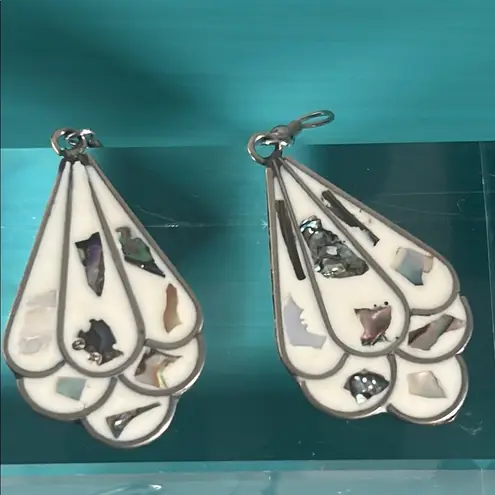 Alpaca Mexican Silver Cream Enamel Abalone Mother of Pearl Inlay Earrings