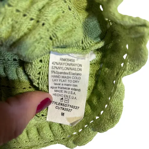 Wow Couture Knit Top V-Neck Short Sleeve Smocked Green Medium