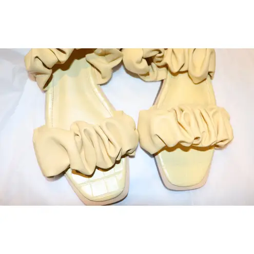 Circus by Sam Edelman Circus Sam Edelman Iggy Ruched Slide Sandals