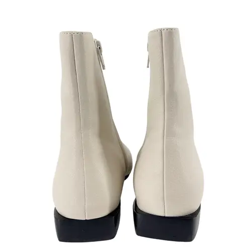 Linea PAOLO Rad Ivory Ankle Boot Square Toe Low Heel Womens Size 8.5 Winter Fit