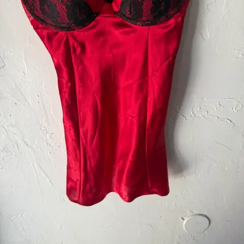 GILLIGANO OMAI & CO Red Satin Lace Trim Camisole Top M Coquette Sexy Lingere Size 00