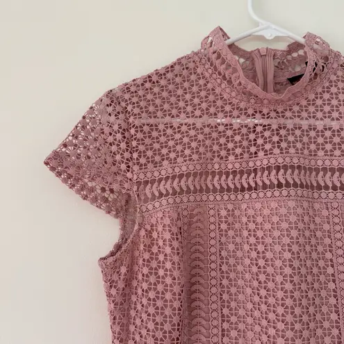 Romeo + Juliet Couture  Mauve Pink Lace Ruffle Short Sleeve Dress Size M