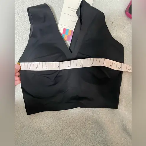 True & Co NWT - V-Neck Wireless Bra ~ XS, Black in Color
