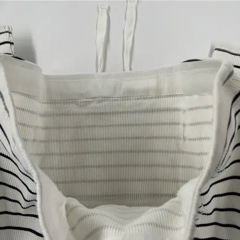 The Upside Women's Ezi Tiena Quarter