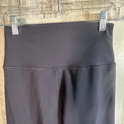 Peloton Grey Leggings – Medium – Multicolor Graphic Logo Workout Compression