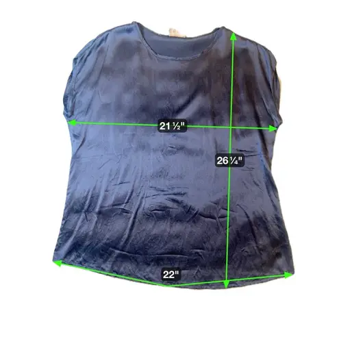 Silky navy dream top 💙 Pure Collection 100% silk — slinky & chic. Size M/L Blue