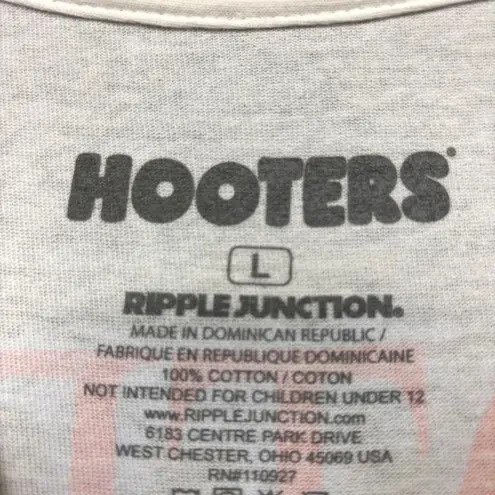 Hooters 1/2 Marathon Finisher Florida 89 T-Shirt Size Large