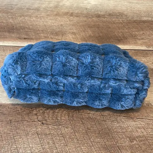 Urban Expression Urban Expressions Womens Faux Fur Chain Evening Clutch Crossbody Small OS NWOT