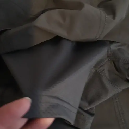 Title Nine Nimblele Swingtastic Gray Skort Hiking Tennis Pickelball Size 8