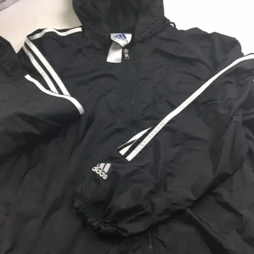 Adidas  wind breaker  jacket S