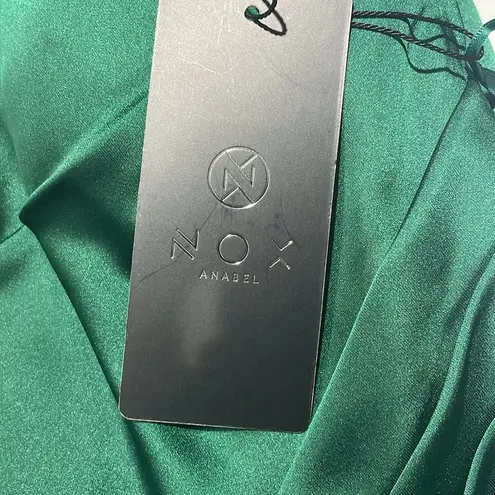 NWT NOX ANABEL Simple Long Classic Dress with Cowl V