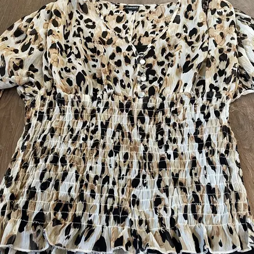 Frederick's of Hollywood Frederick’s of Hollywood blouse animal print attached camisole Women’s size XL