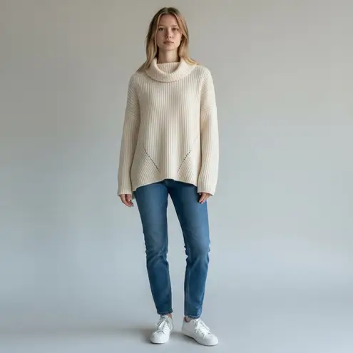 Anthropologie  moth high low turtleneck sweater size Xs