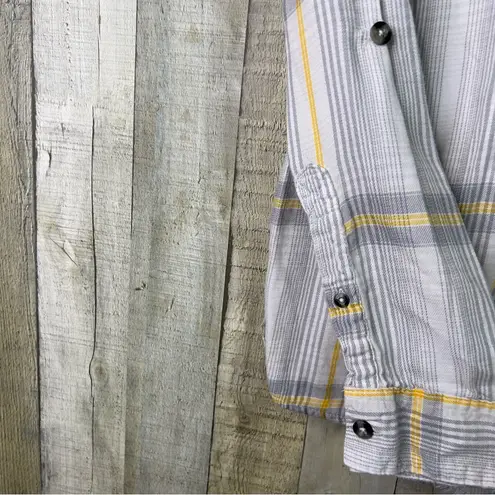Magellan outdoors Boyfriend Fit Size XL Gray/Yellow Plaid Tabbed Long Sleeve Top