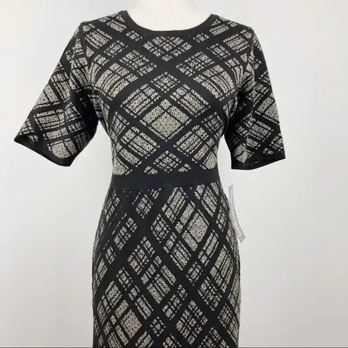 Nina Leonard NWT Plaid Printed Ruffle Hem Knit Dress Large Office Job Career