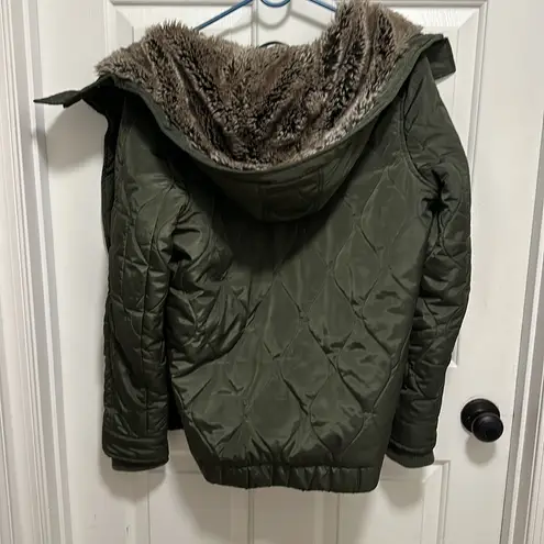 Levi's Levi’s Army Green Faux fur Hooded Puffer Coat Jacket Size M