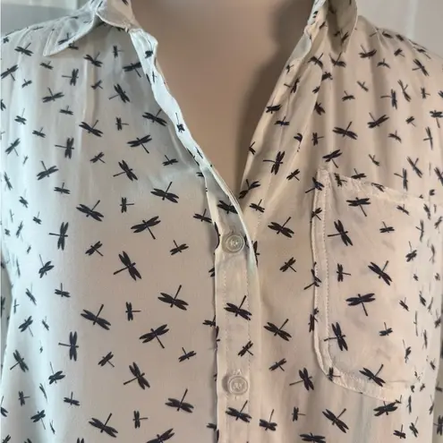 Velvet Heart Cream Button Down Shirt with Notched Collar