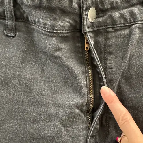 Elan black high rise stretch buttons detailing jeans, size M Y2K biker grunge