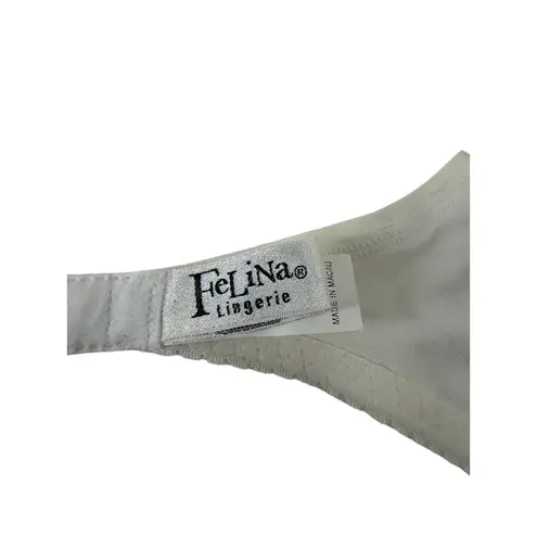 Vintage Felina White Eyelet Padded Wire Balconette Bra 36C Size undefined