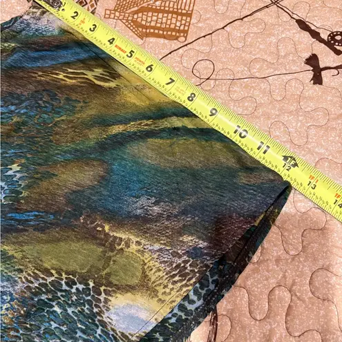 IZOD Green/brown/yellow/ blue Animal print Blouse Peasant Style women’s S/P