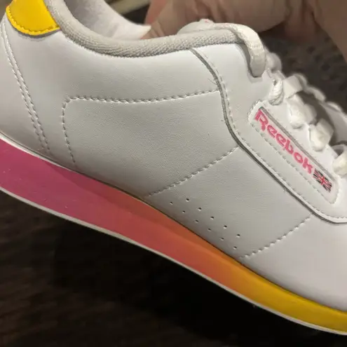 Reebok  Princess Women's White Pink Yellow Gradient Sneaker Sz 8 Low Top Rare