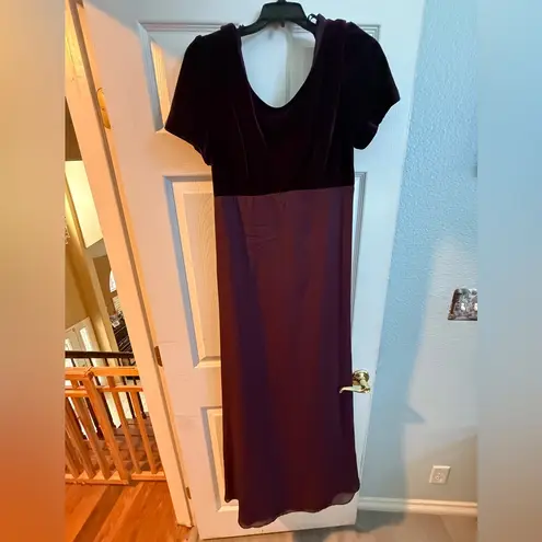 Rhapsody Velvet Maxi Dress in Rich Purple