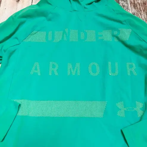 Under Armour  light weight loose fit hoodie size S