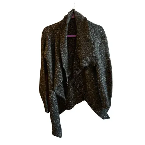Women's Gray Knit Cardigan Sweater M Unique Clasp Casual Size M