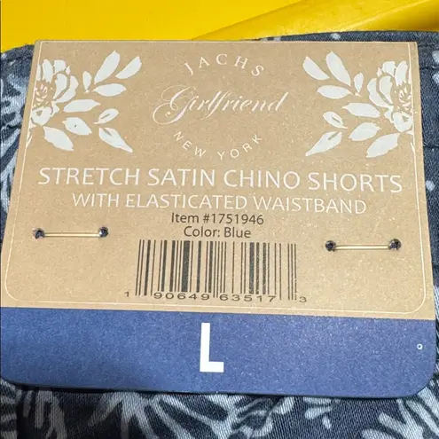 Jachs Girlfriend Women's Printed strech satin Chino Shorts, nwt