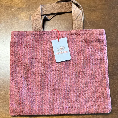 NWT Nandakwang Elegant Red Textured Women's Tote Bag