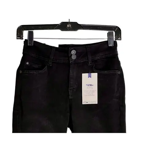 Wallflower Logan Black Mid