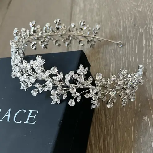 NWOT CZ Bridal Headband Comb Tiara Silver Wedding Hair Accessory Prom Pageant Silver