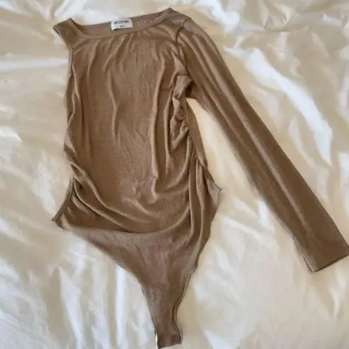 LNA | Revolve | Bazon Rib Bodysuit in Mushroom